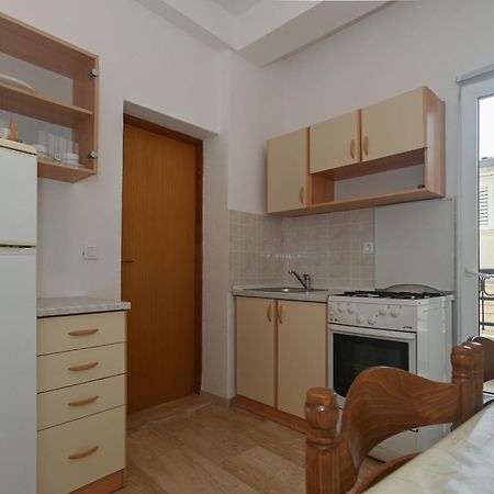 Apartments Carevic Ante Baška Voda Eksteriør bilde