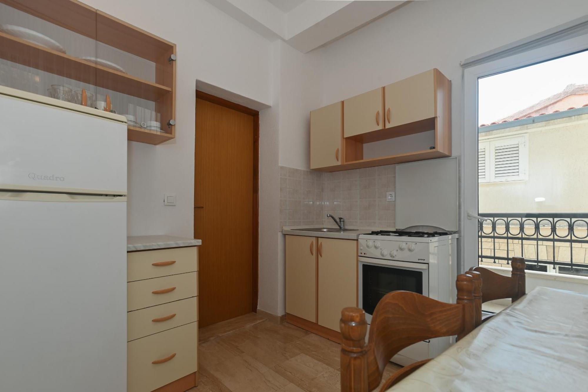 Apartments Carevic Ante Baška Voda Eksteriør bilde